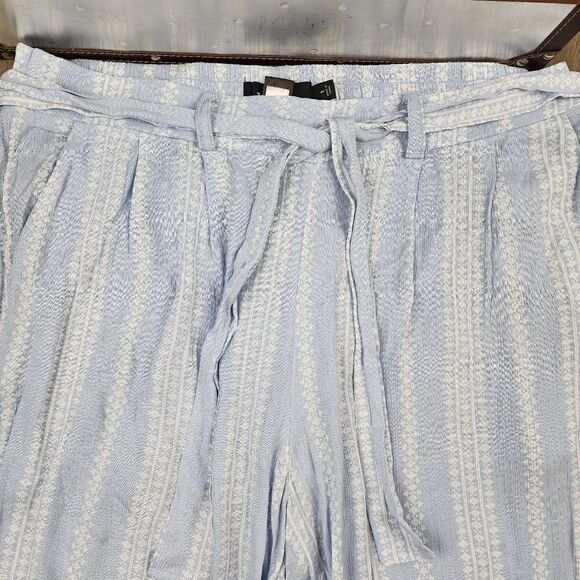 Torrid Pull-On Wide Leg Gauze High Rise Smocked Waistband Pants size 1X - Picture 3 of 8